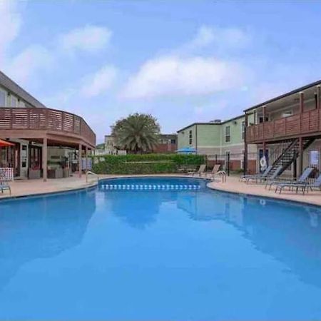 Beautiful/Spacious 2 Bedroom Houston Near Galleria Εξωτερικό φωτογραφία