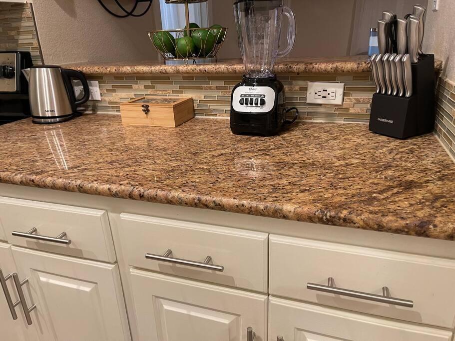 Beautiful/Spacious 2 Bedroom Houston Near Galleria Εξωτερικό φωτογραφία