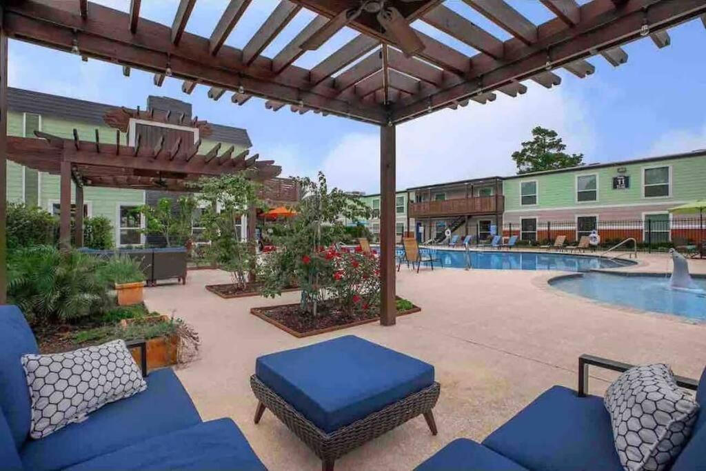 Beautiful/Spacious 2 Bedroom Houston Near Galleria Εξωτερικό φωτογραφία